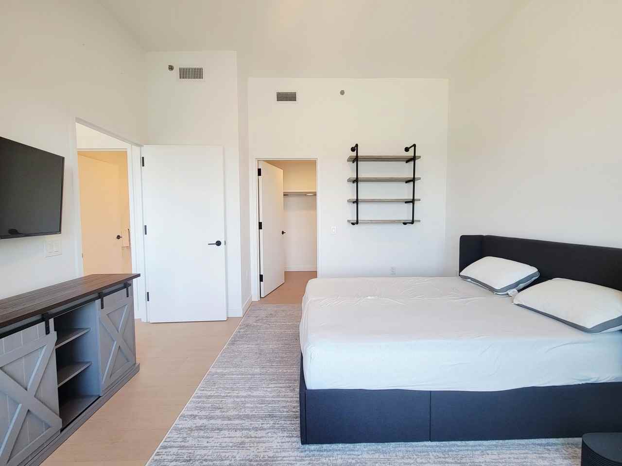 11 Wharf Way #601 - Photo 6 of 20