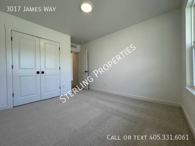3017 James Way - Photo 5 of 30