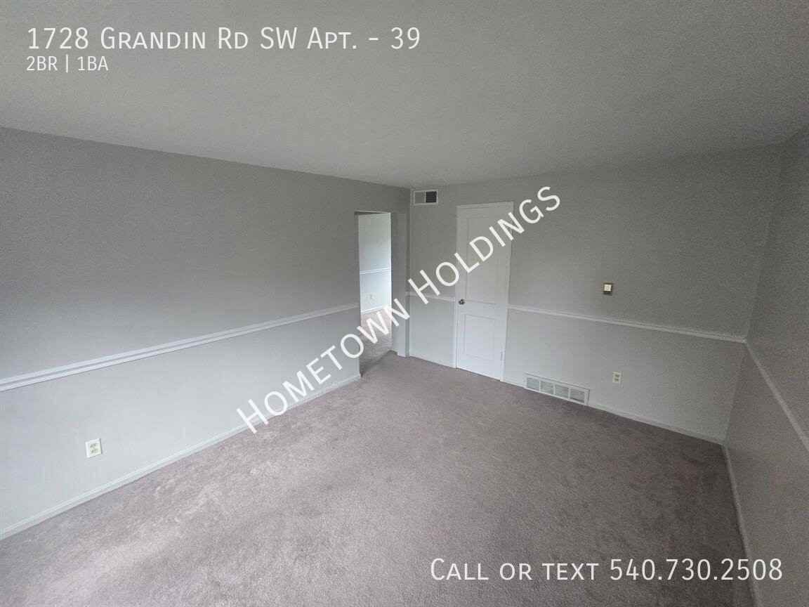1728 Grandin Rd Sw #39 - Photo 2 of 7