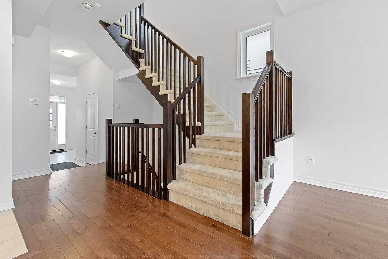 738 Cope Dr - Photo 4 of 34
