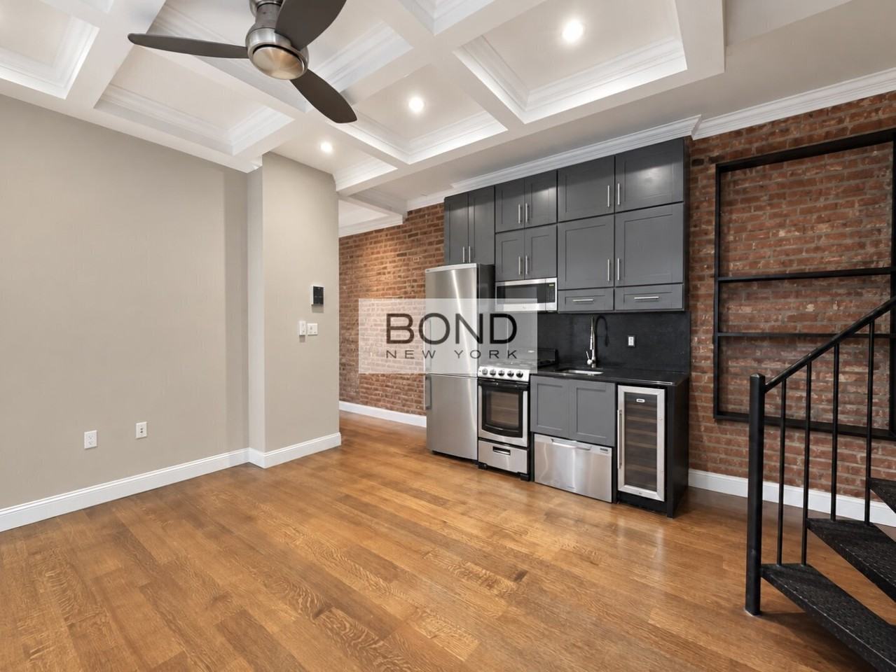 9 W 103rd St #PH - Photo 3 of 15