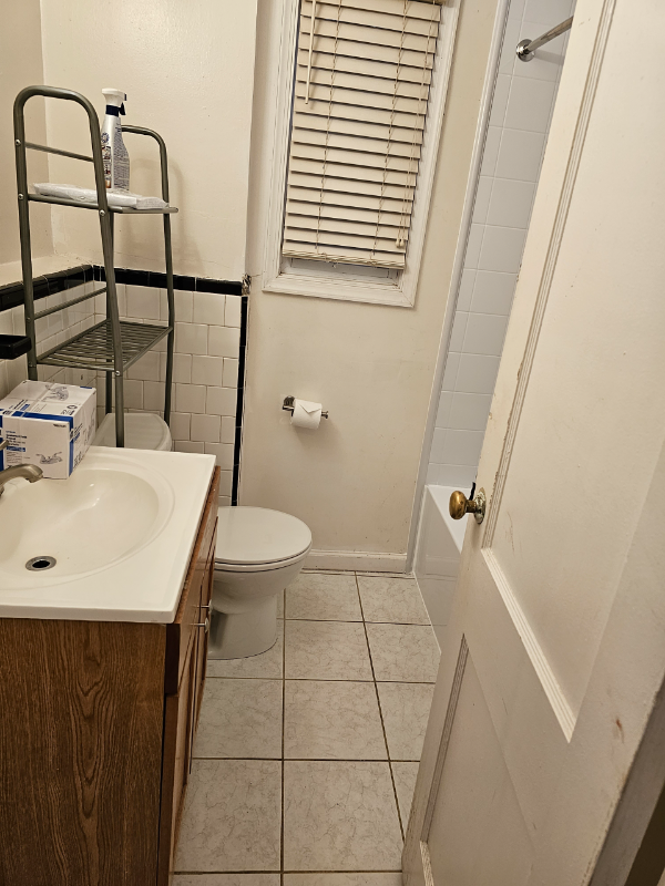 5724 Chillum Pl Ne ##Ne - Photo 4 of 7