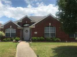 featured image of 114 Briar Oak Dr