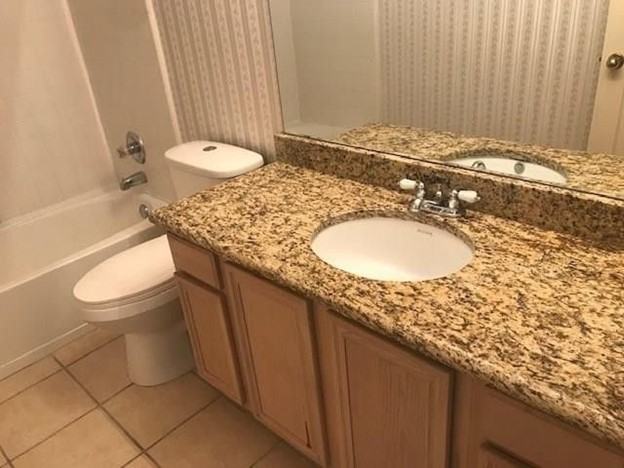 114 Briar Oak Dr - Photo 4 of 16