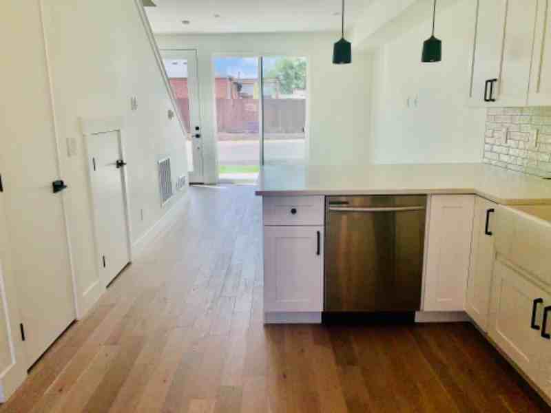 1917 W Elk Pl - Photo 5 of 16