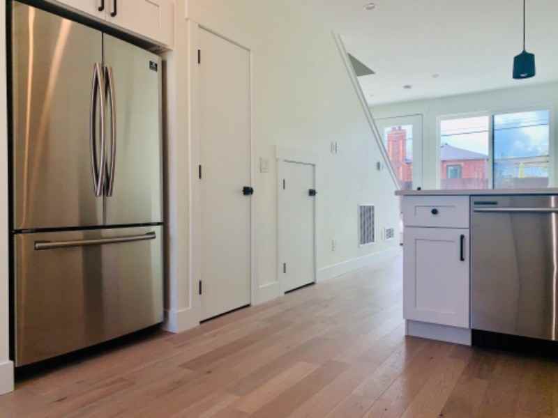 1917 W Elk Pl - Photo 6 of 16