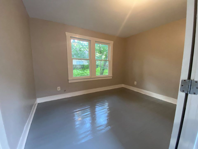 2208 Semmes St - Photo 3 of 15