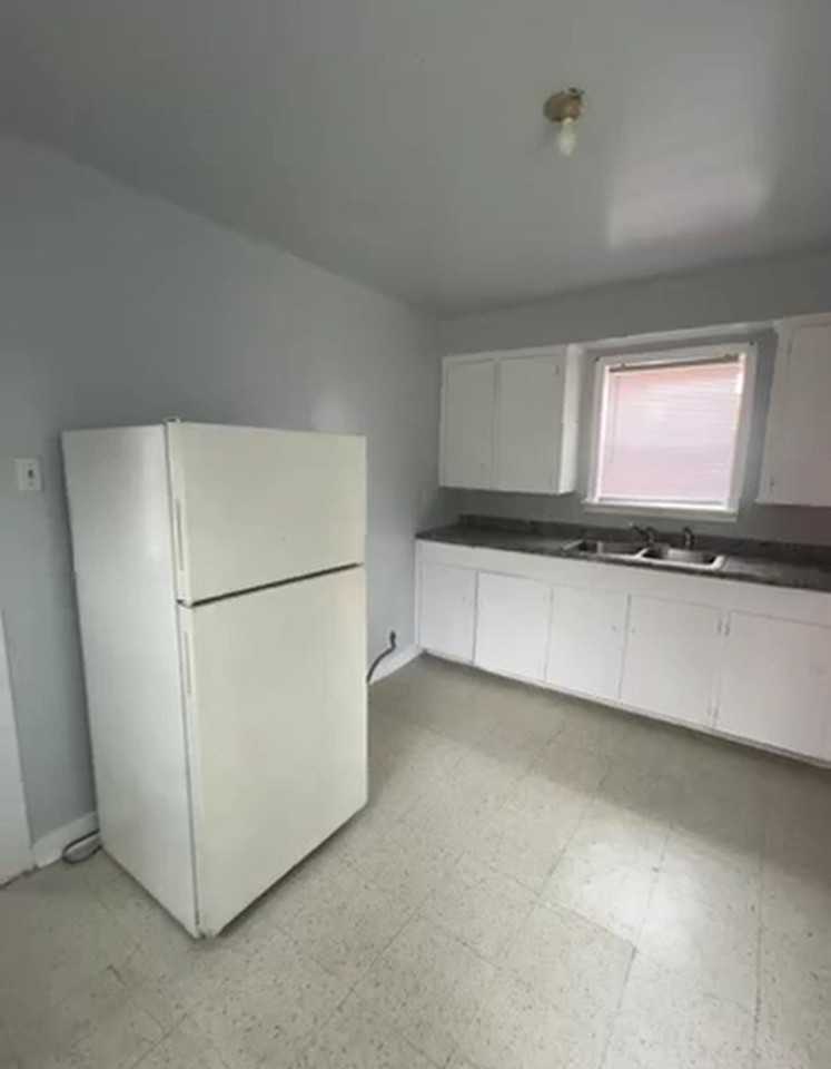 2208 Semmes St - Photo 7 of 15