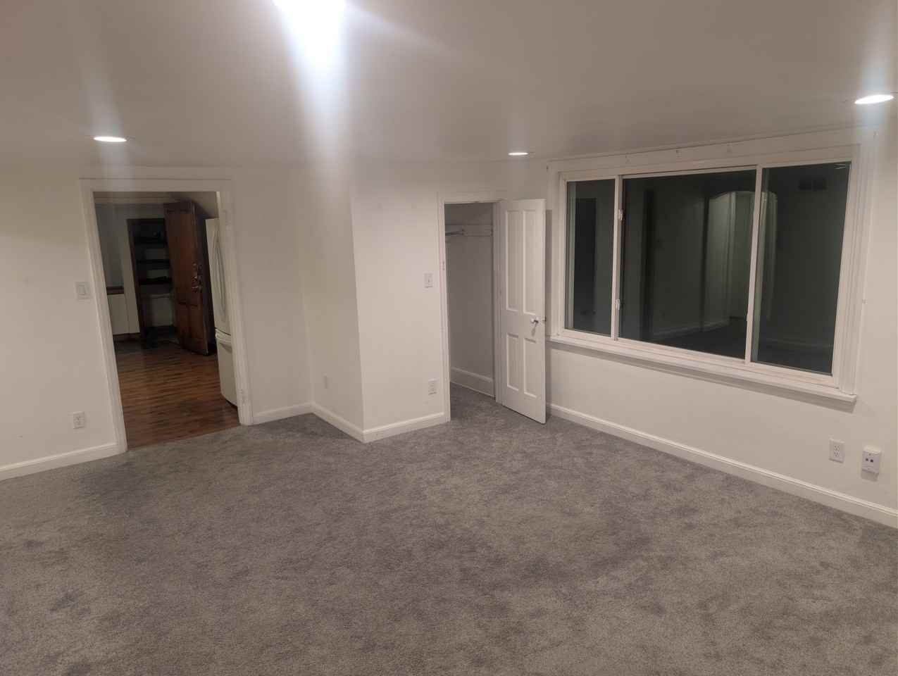 1068A W Washington St - Photo 5 of 17