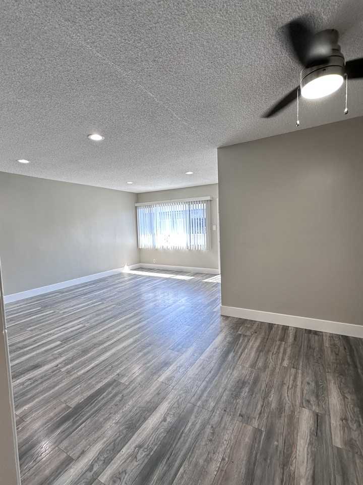 13520 Rye St. - Photo 3 of 13