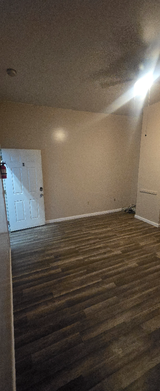 304 Helen St #1stFLAPT1 - Photo 3 of 9