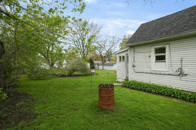 1234 S 96th St - Photo 7 of 8