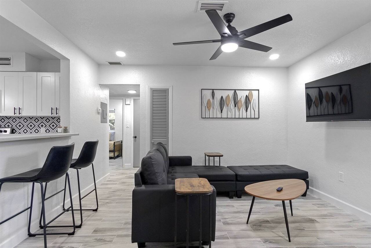 1614 Ferris Ave #1 - Photo 4 of 17