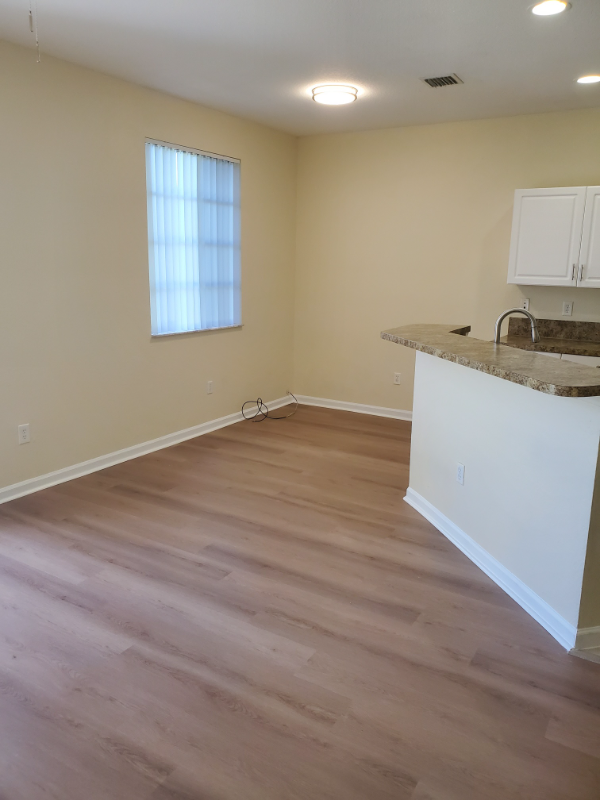 967 Abaco Ln - Photo 4 of 17