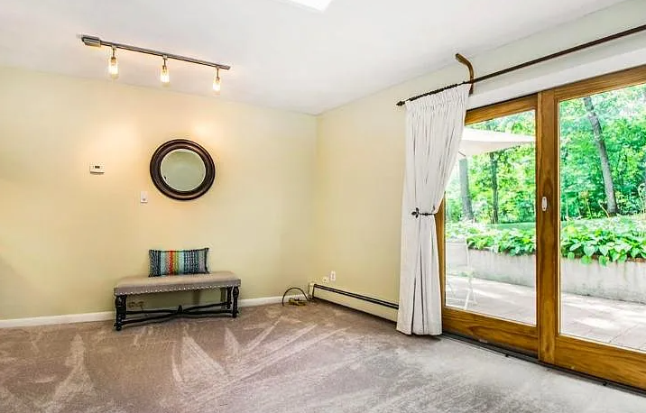 59 Munroe Rd - Photo 5 of 12