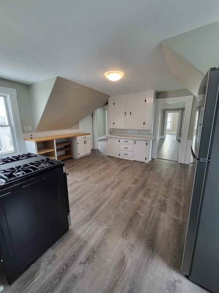 324 E High St #3 - Photo 2 of 20