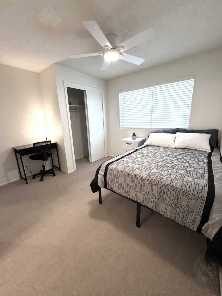 12340 N 72nd Dr - Photo 5 of 19