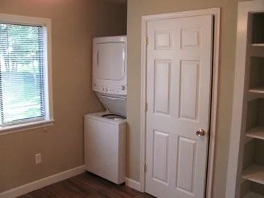 85 N High St #E2 - Photo 4 of 8