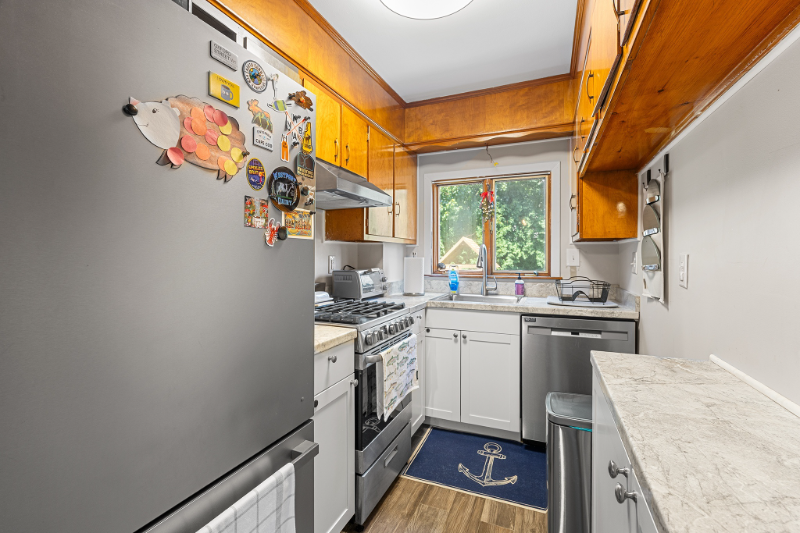 93 Sidney St #1 - Photo 4 of 10