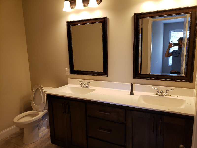 503 Holladay Rd - Photo 5 of 11