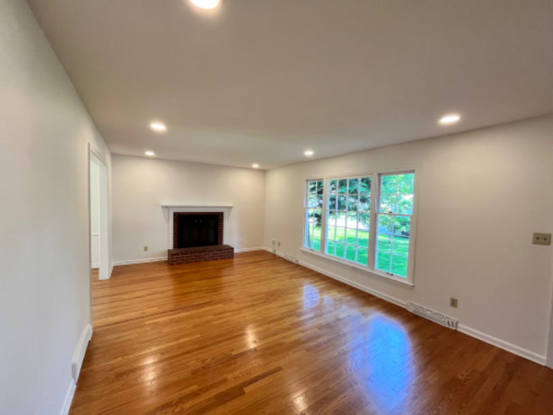 7520 Aberdeen Rd - Photo 2 of 20