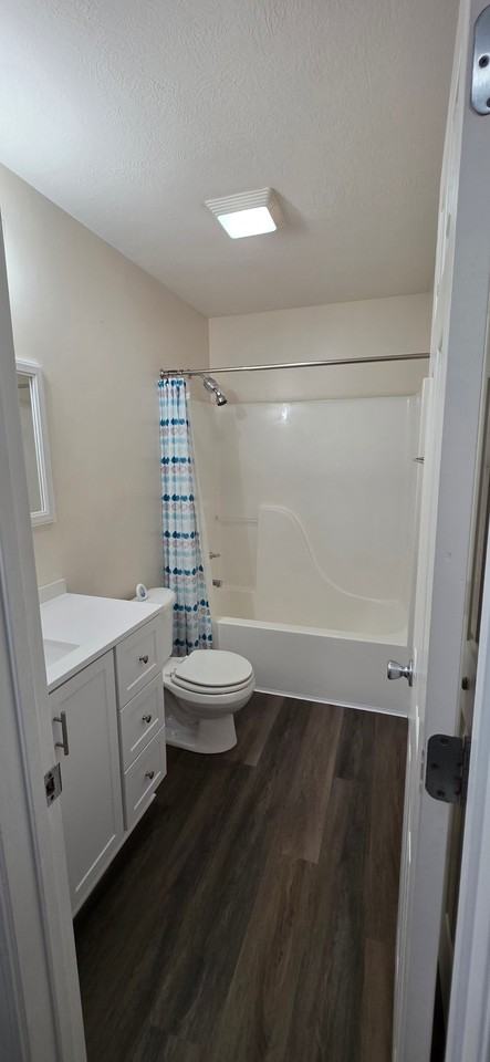 2216 Mustang St - Photo 7 of 20