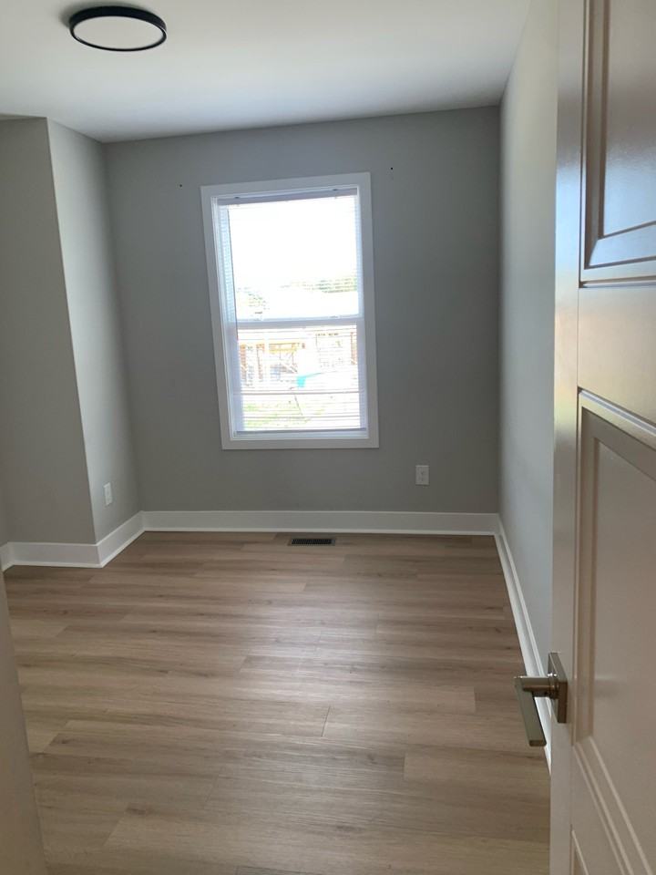 303 Robert M Green Dr - Photo 5 of 14