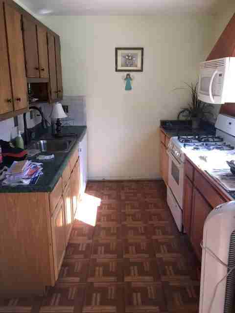 182 W Grand Ave - Photo 2 of 8
