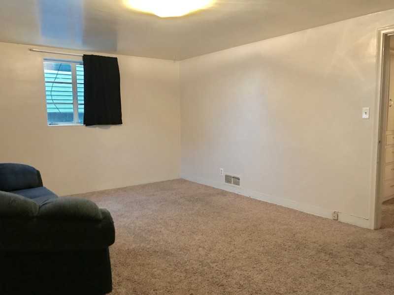 3376 Porter Ave - Photo 4 of 6