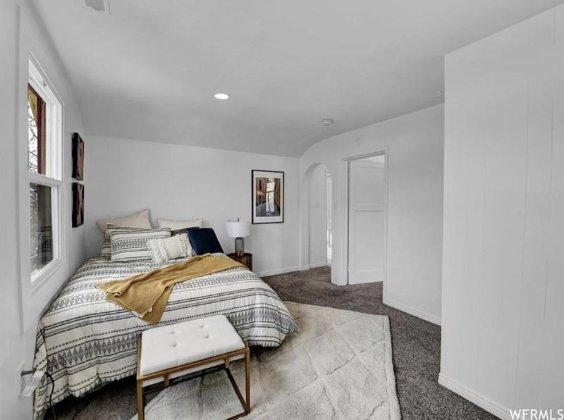 535 N Darwin St #1 - Photo 4 of 11