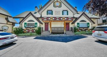 featured image of 340 Rainbow Ln #C