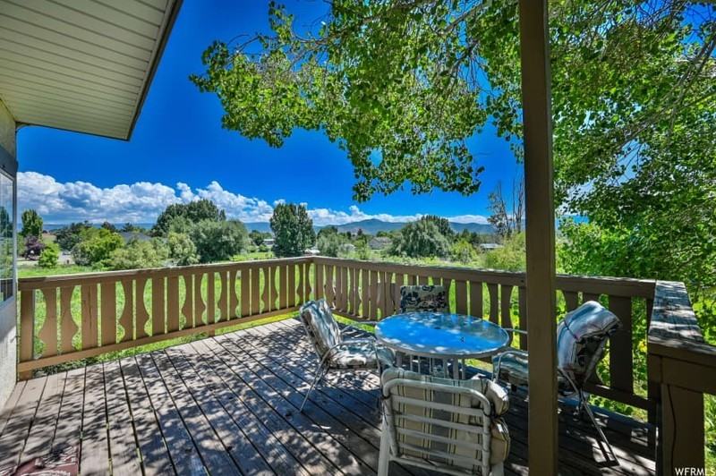 340 Rainbow Ln #C - Photo 2 of 9