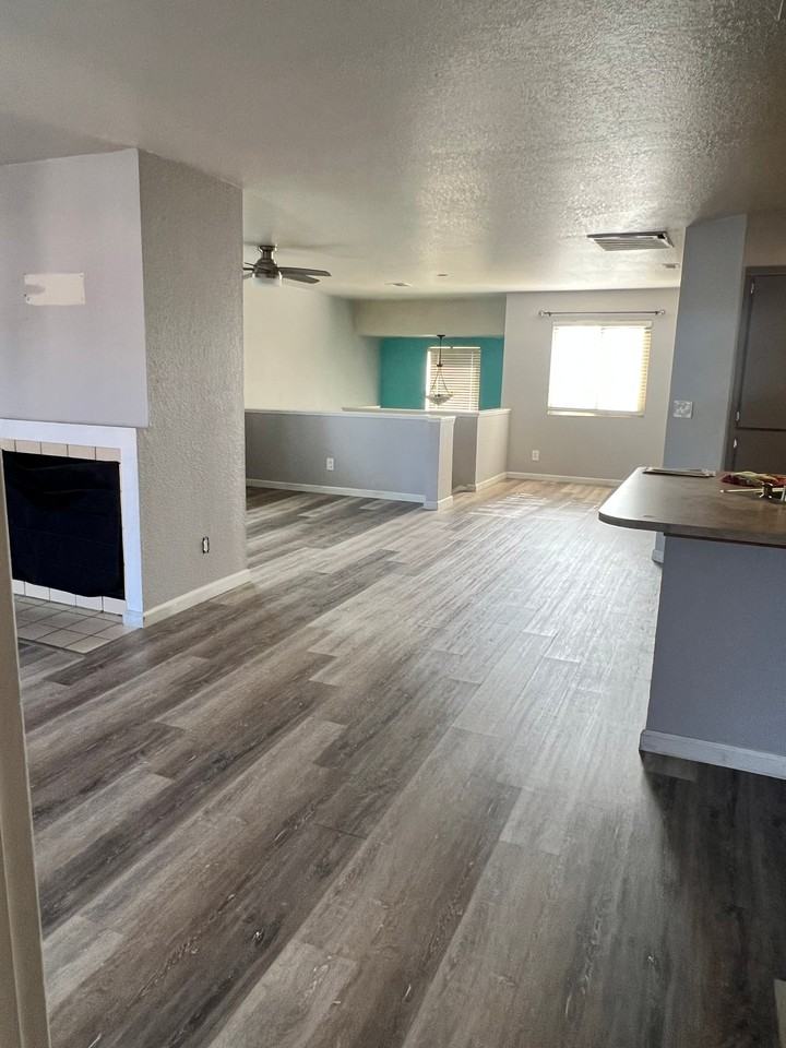 1604 Porter Way - Photo 4 of 10