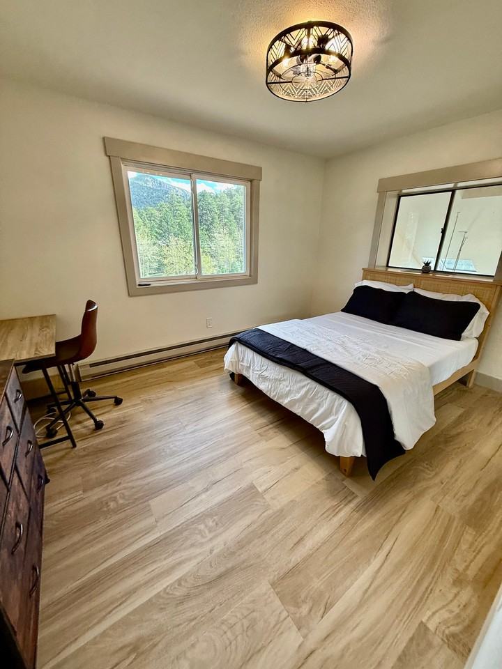 2945 Aspen Dr - Photo 3 of 14