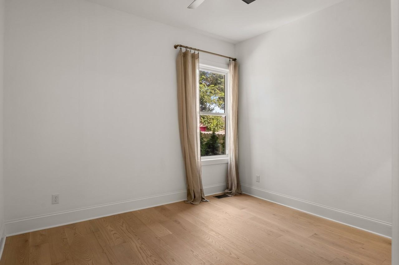 2012 Owen St #B - Photo 7 of 20
