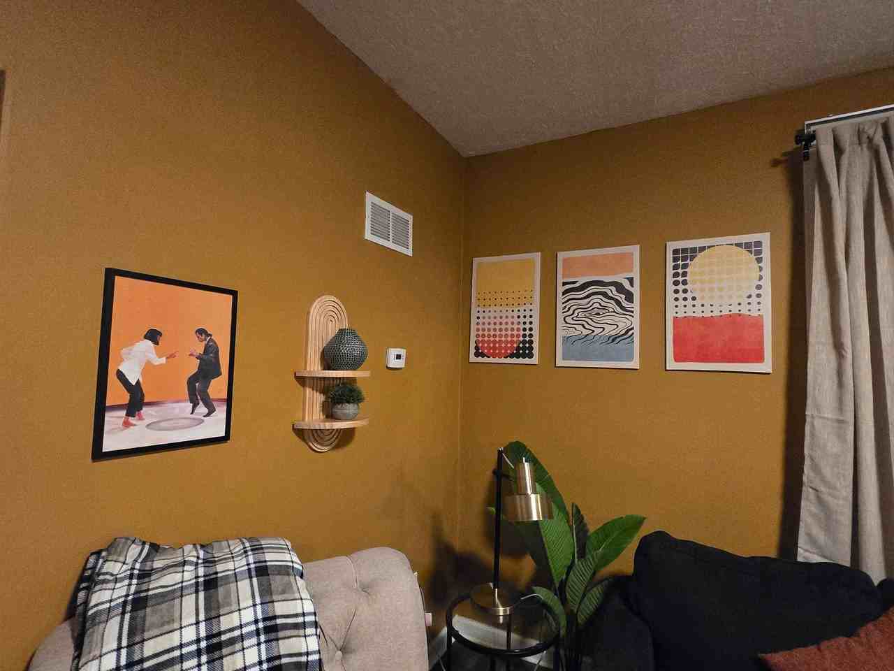 135 Delmar Ave - Photo 5 of 17