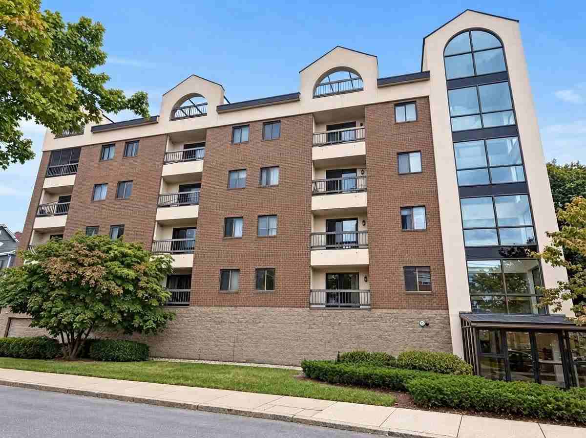 24 Corey St #104