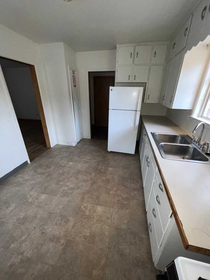 1811 High St - Photo 3 of 10
