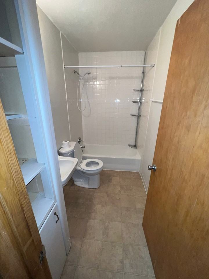 1811 High St - Photo 4 of 10