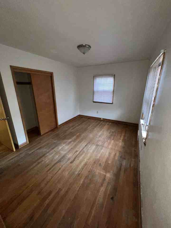 1811 High St - Photo 6 of 10