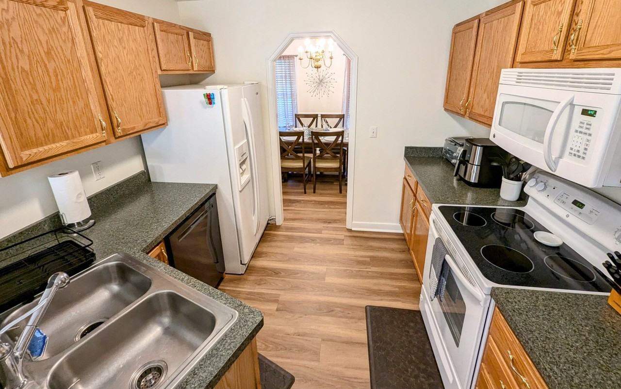5412 Takach Rd - Photo 2 of 14