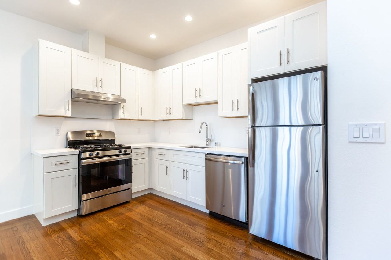 610 Leavenworth - Photo 7 of 22