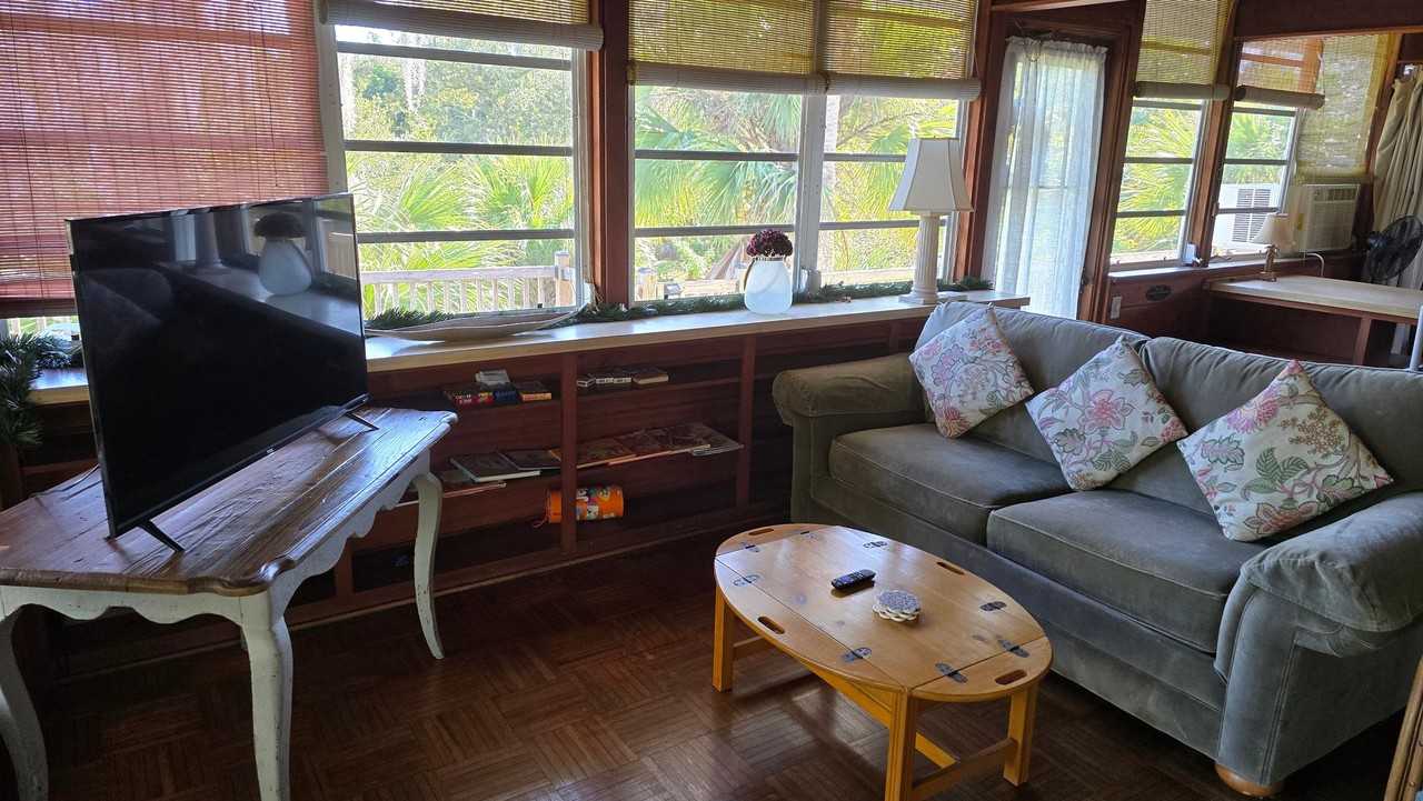 500 Hammock Rd - Photo 4 of 6