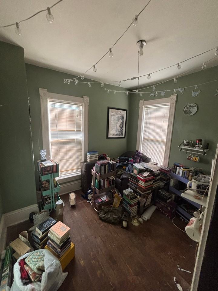 411 8th Ave - Photo 5 of 8