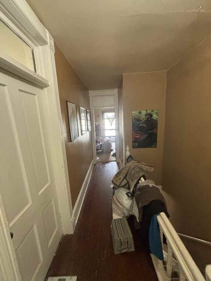 411 8th Ave - Photo 7 of 8