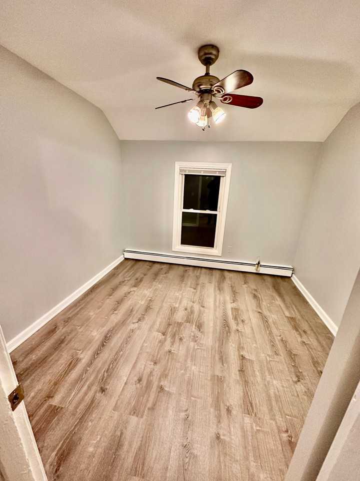 155 Harrison St #2 - Photo 6 of 10