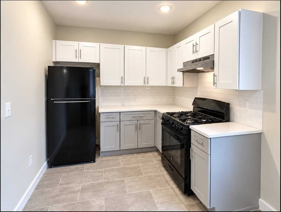 65 S Harrison St #10 - Photo 3 of 7