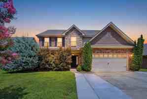 featured image of 3011 Magnolia Leaf Cir Se