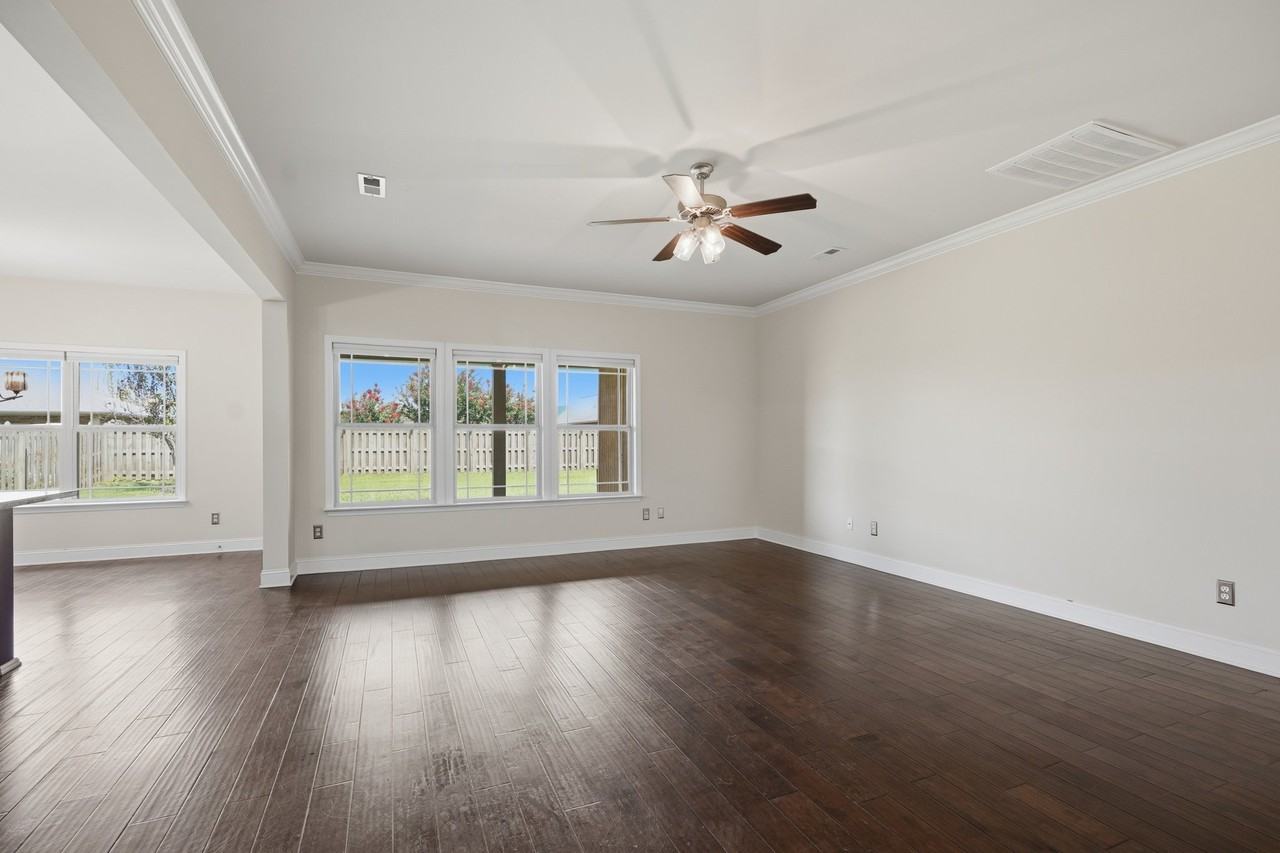 3011 Magnolia Leaf Cir Se - Photo 3 of 20