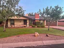 featured image of 4437 E Clarendon Ave